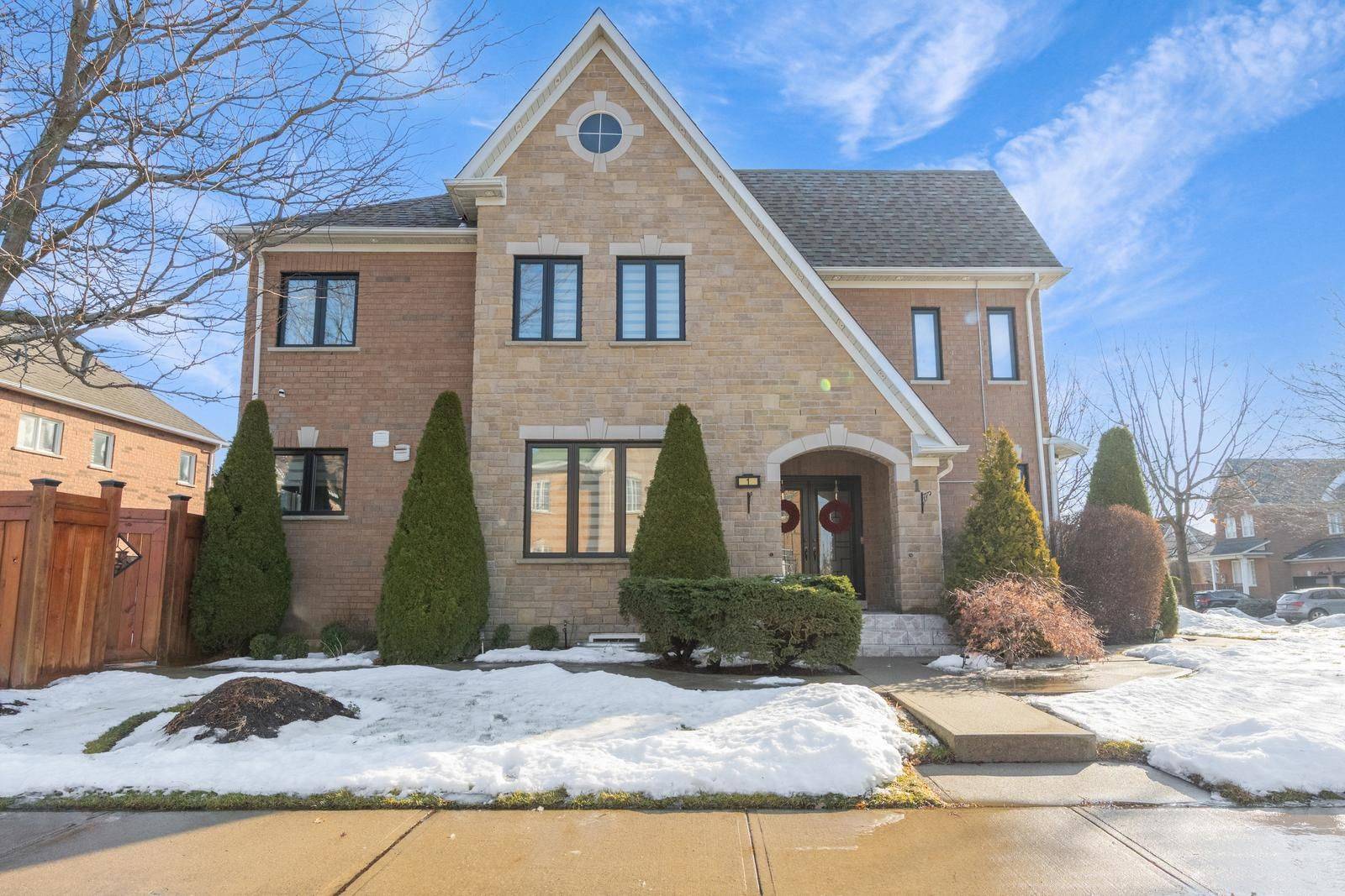 Brampton, ON L6P 1C7,1 Banks DR #BASEMENT