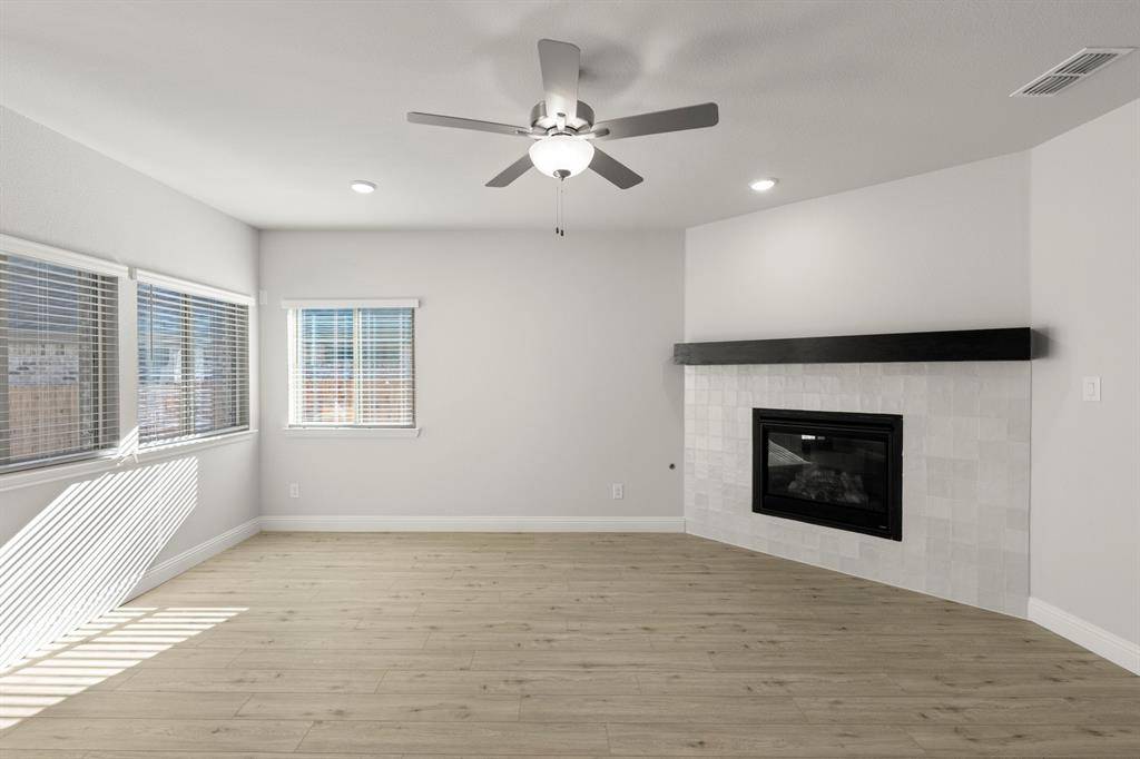 Lavon, TX 75166,327 Dandy Landings