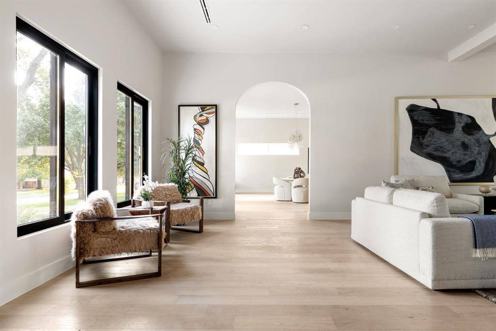 Dallas, TX 75230,5525 Charlestown Drive