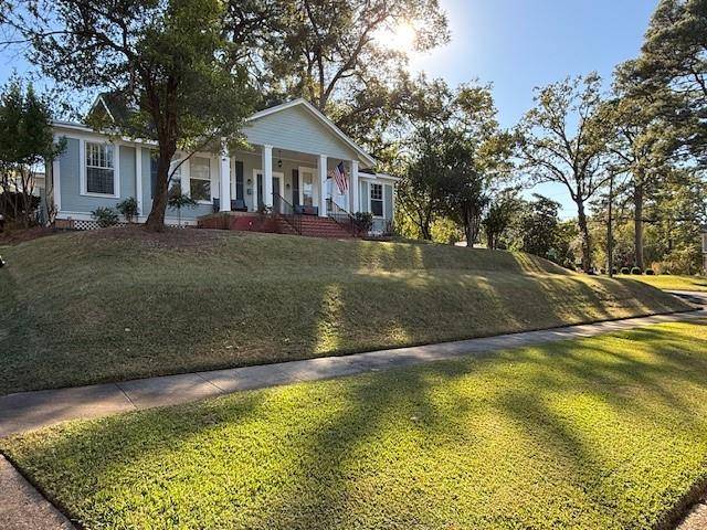 Shreveport, LA 71106,957 Unadilla Street