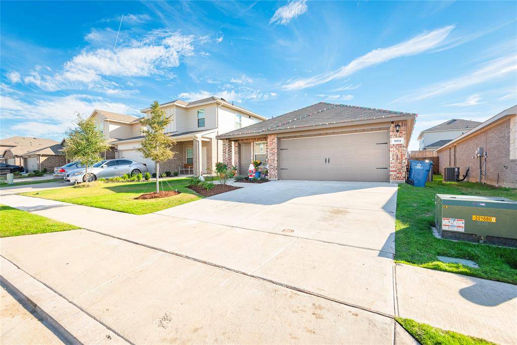 Royse City, TX 75189,904 Corral Street