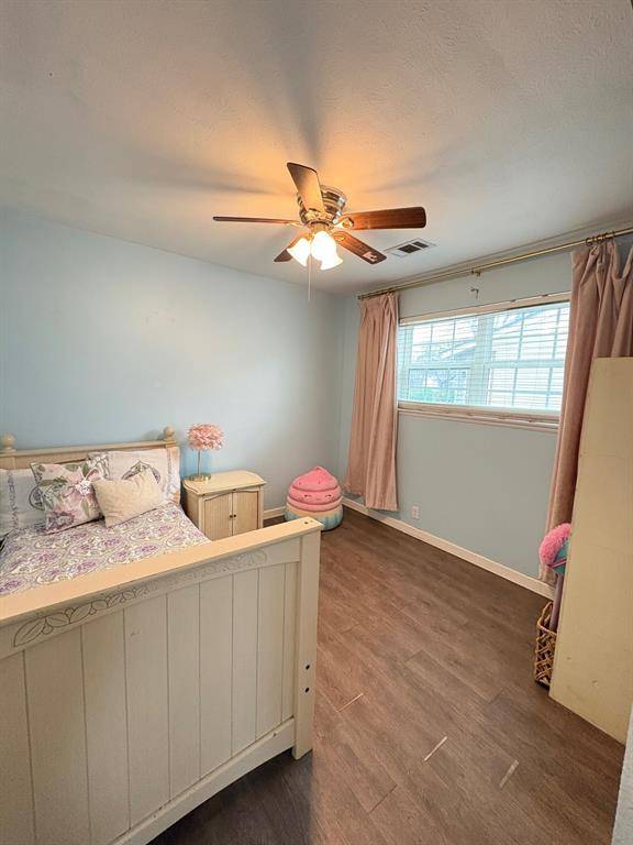 Burleson, TX 76028,712 SW SUNNYBROOK Drive