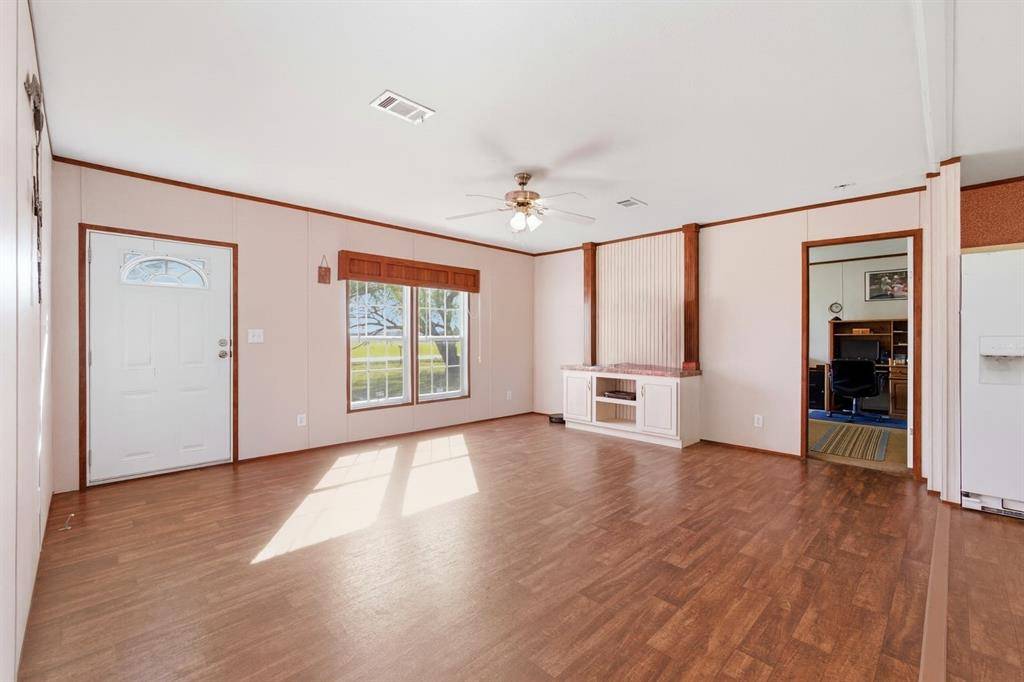 Venus, TX 76084,1409 South Drive