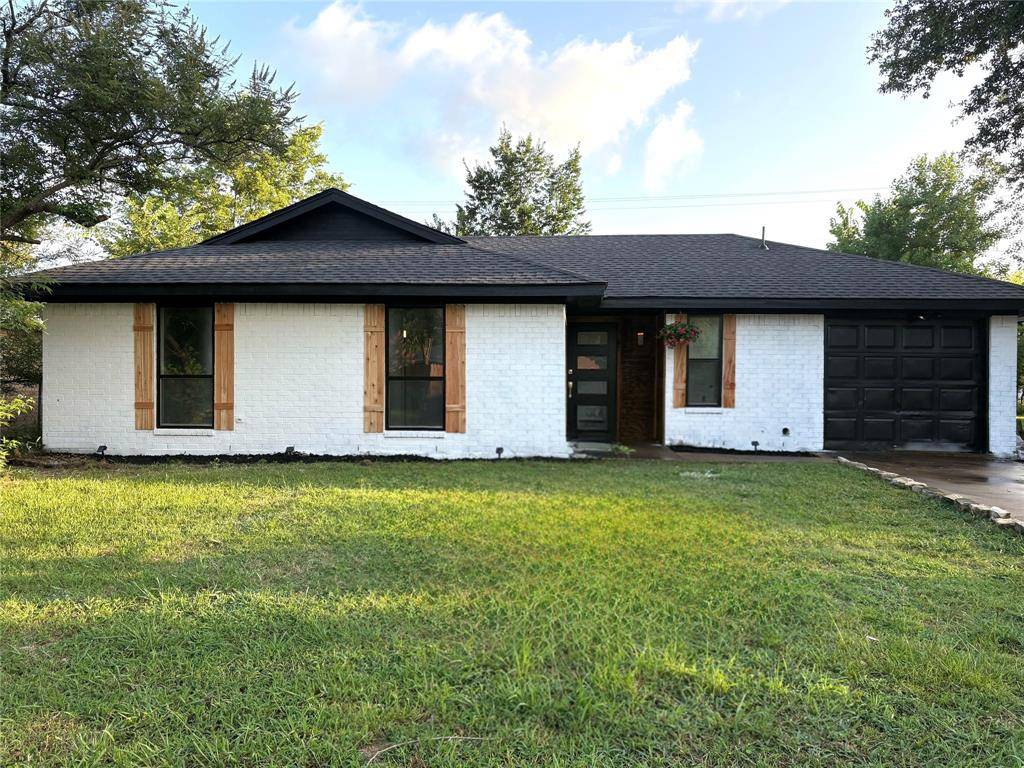 Kaufman, TX 75142,1704 Phillips Lane