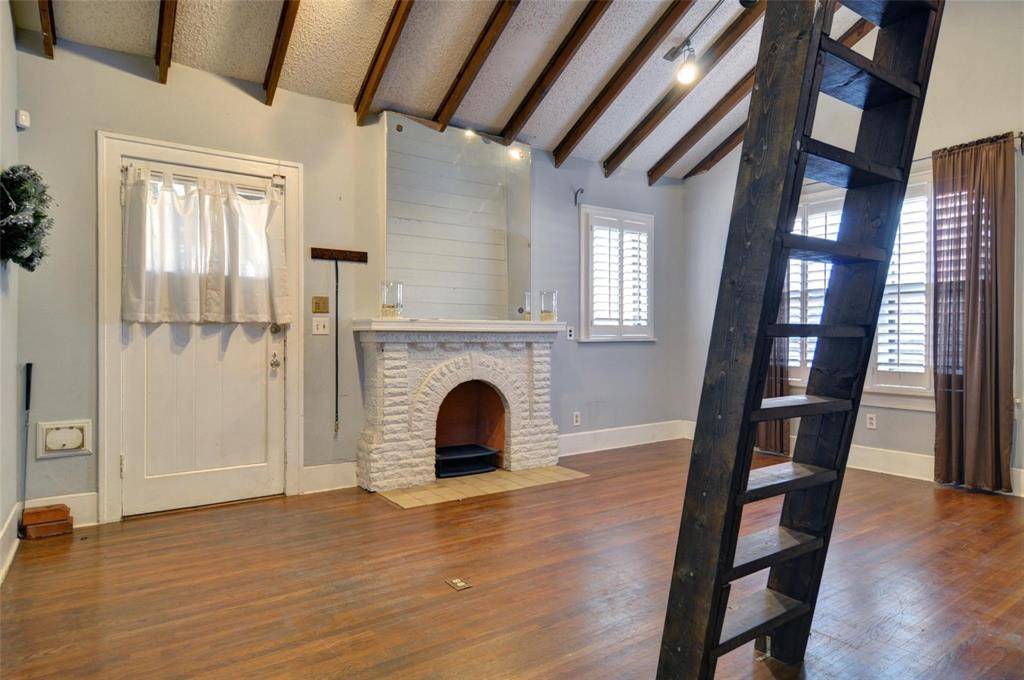 Fort Worth, TX 76109,3237 Odessa Avenue