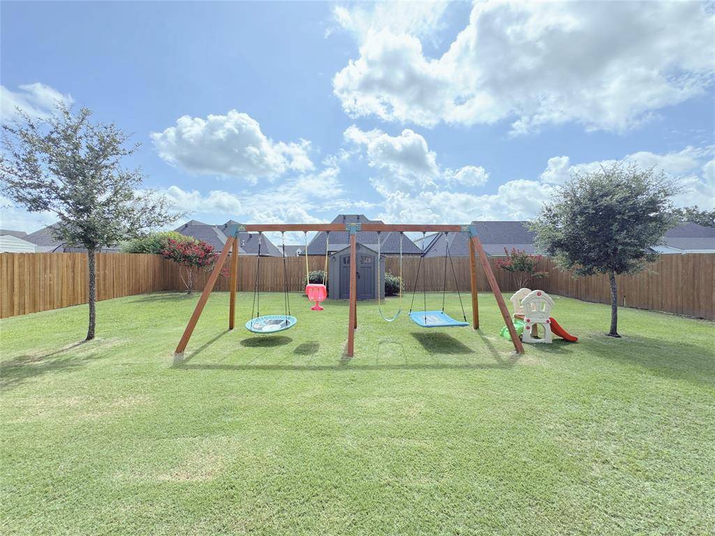 Benton, LA 71006,504 Linden Circle