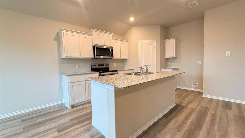 Cleburne, TX 76033,556 ARROYO Drive