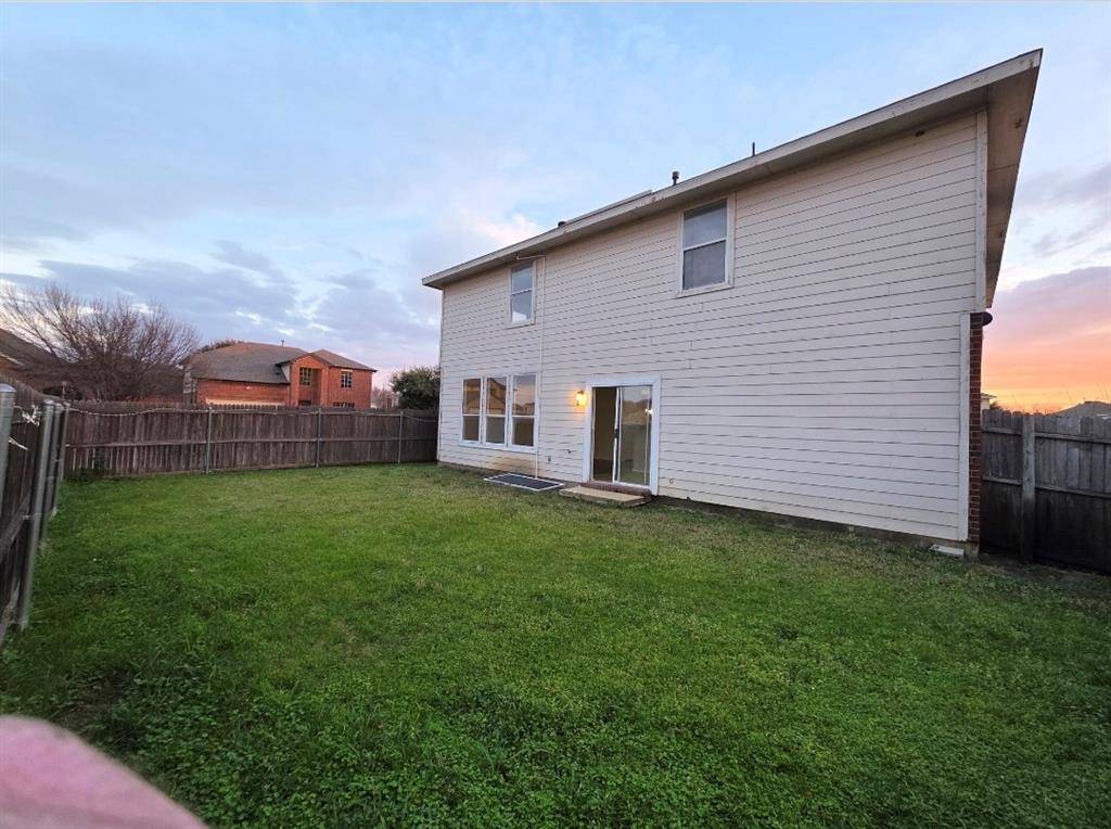 Arlington, TX 76001,801 Gillon Drive