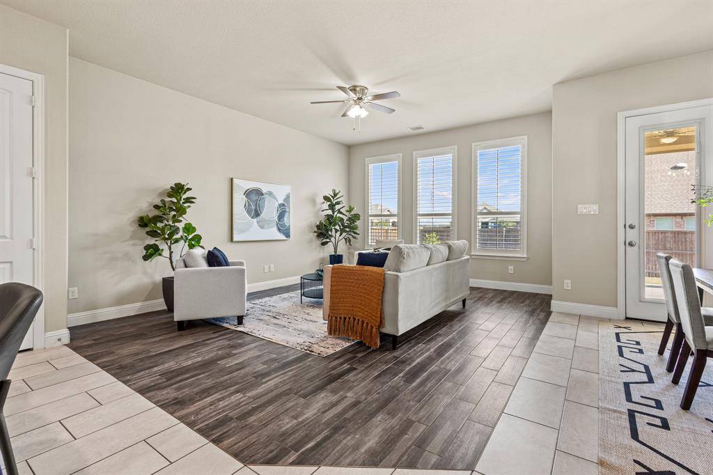 Arlington, TX 76001,7203 Fallen Crest Lane