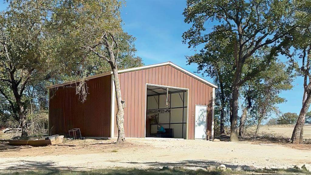 Nocona, TX 76255,18 Pawnee Trail