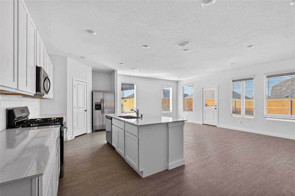 Fort Worth, TX 76179,9413 Suttonridge