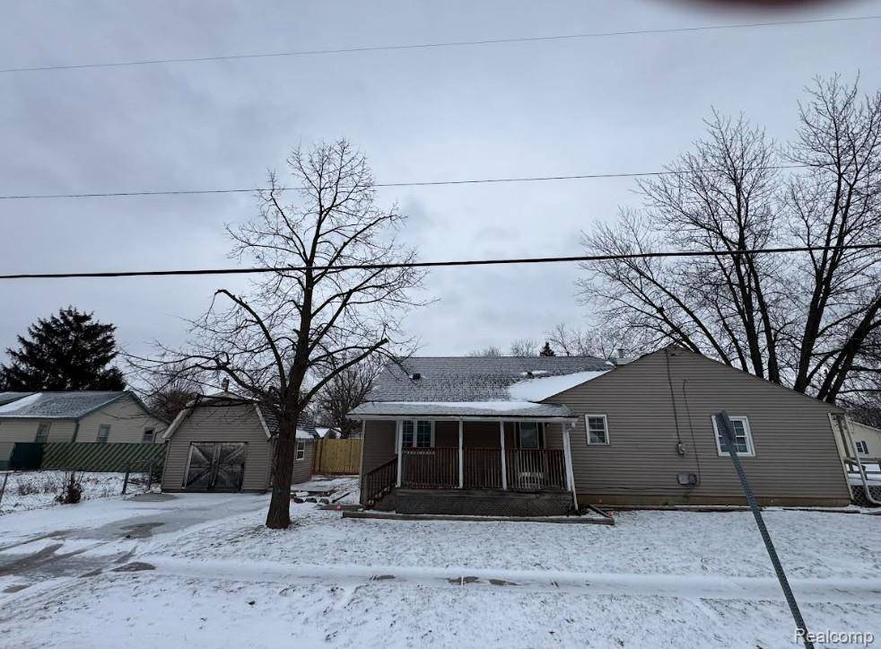 Burton, MI 48529,2099 Brady AVE