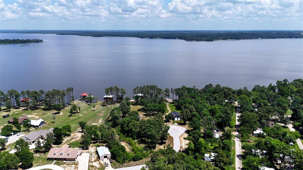 Chandler, TX 75758,21581 Joe Paul Lane