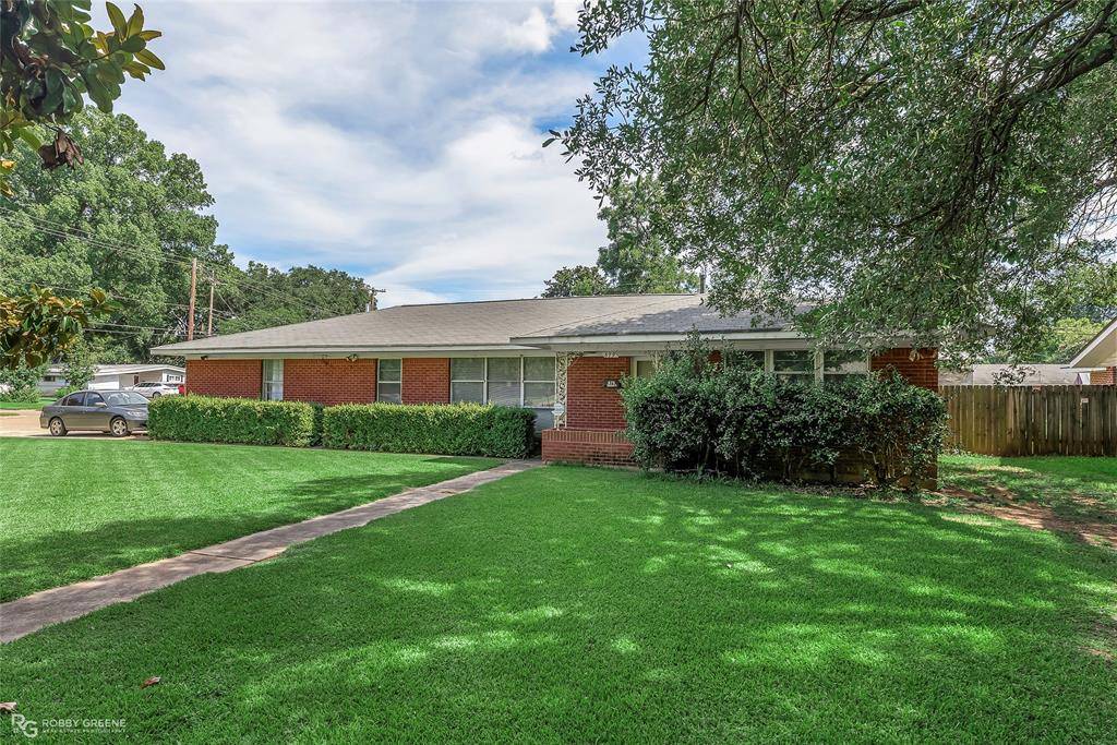 Shreveport, LA 71105,879 Sewanee Place