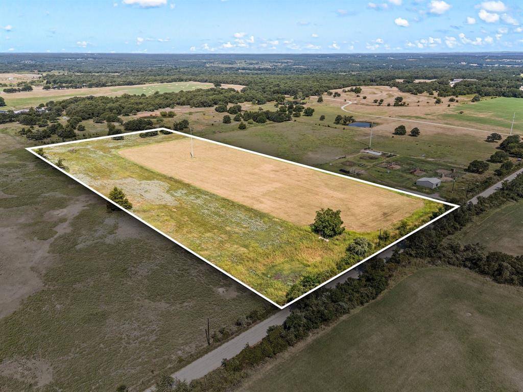 Sunset, TX 76270,836 County Road 1895