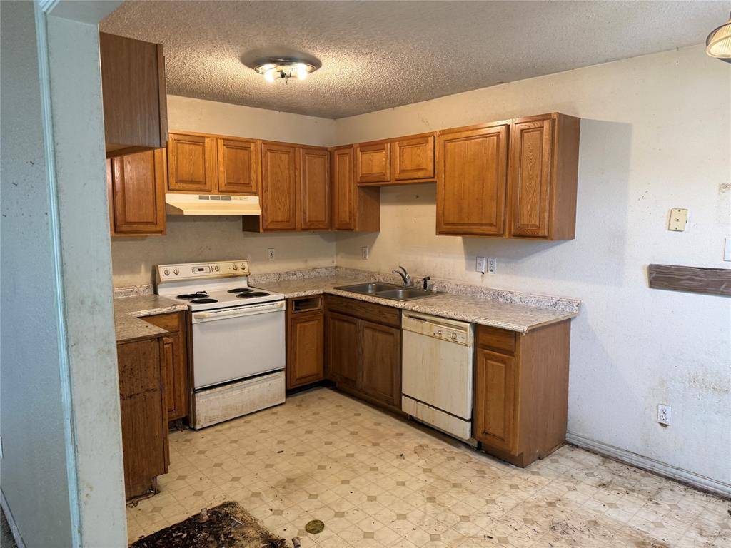 Dallas, TX 75241,2503 Lyola Street