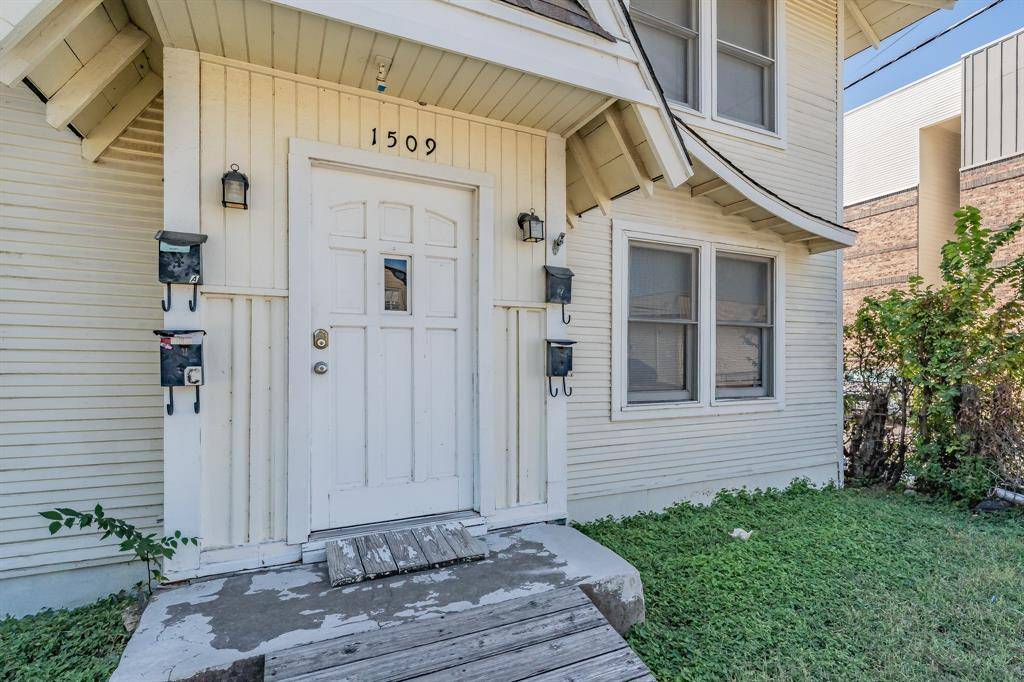 Fort Worth, TX 76110,1509 Park Place Avenue #A