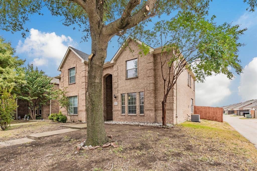 Grand Prairie, TX 75052,5446 Prairie Lane