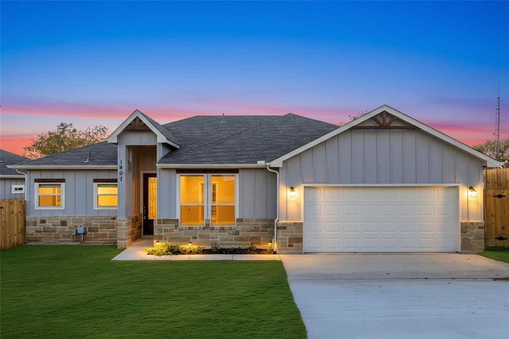 Weatherford, TX 76086,1407 N Rusk Street