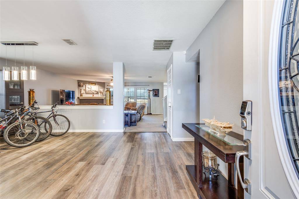 417 Niagara Falls Drive, Anna, TX 75409