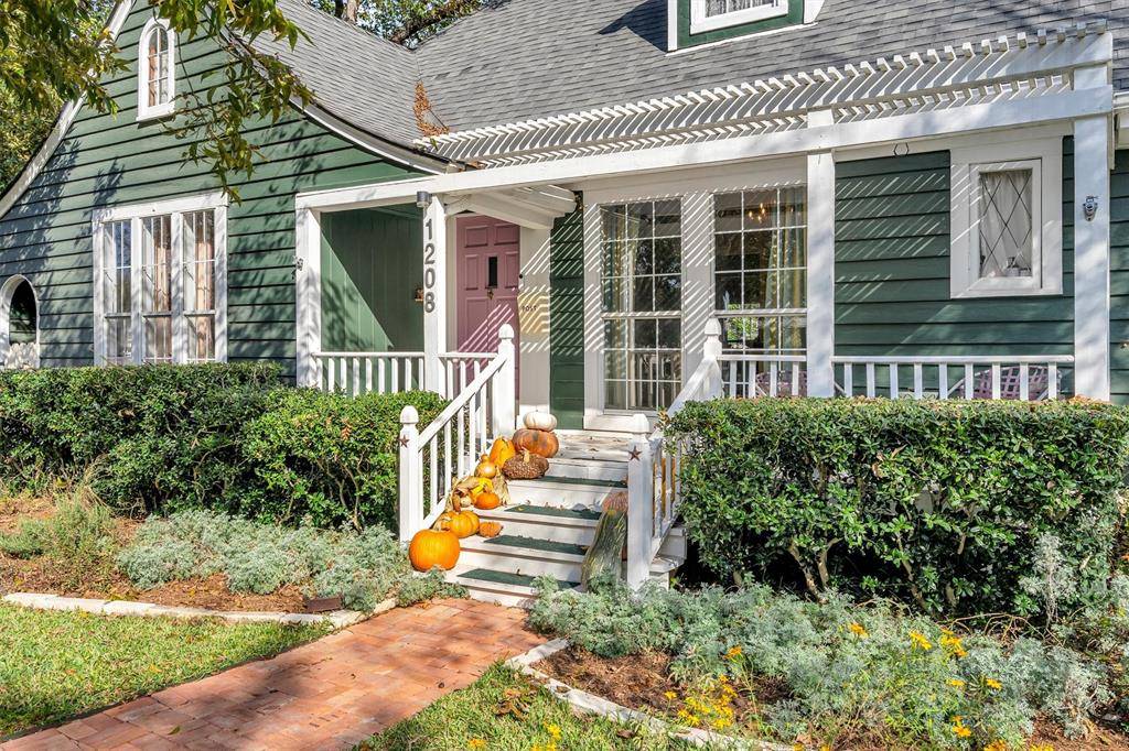 Waxahachie, TX 75165,1208 Martha Street