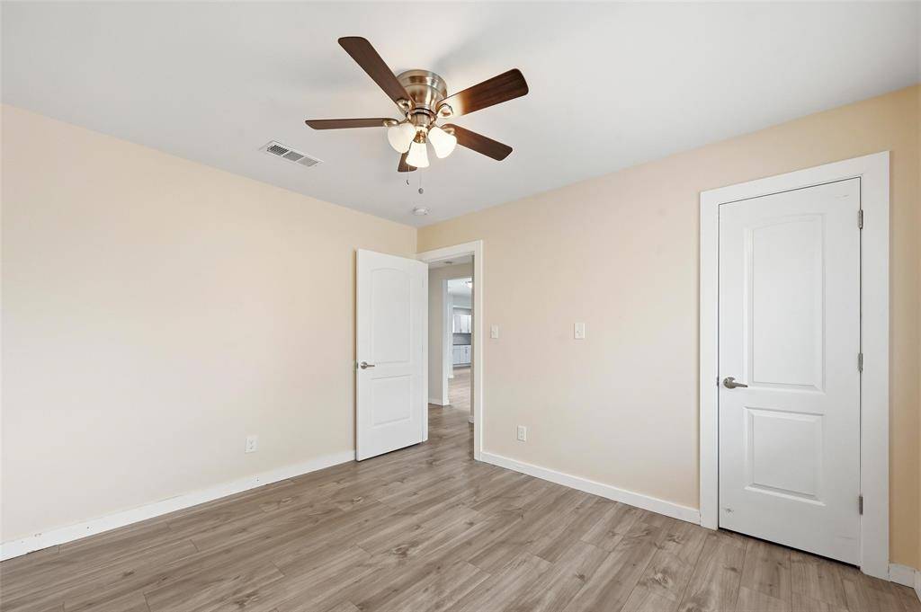 Dallas, TX 75224,1032 Hoke Smith Drive