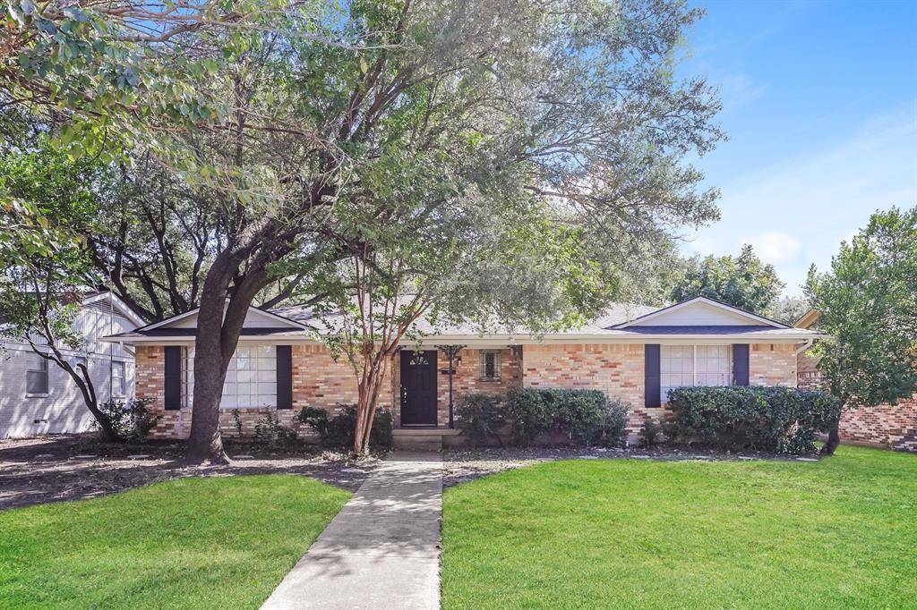 Dallas, TX 75227,5132 Breakwood Drive