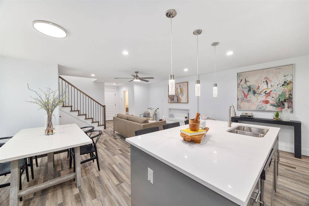 Dallas, TX 75216,1611 Hudspeth Avenue