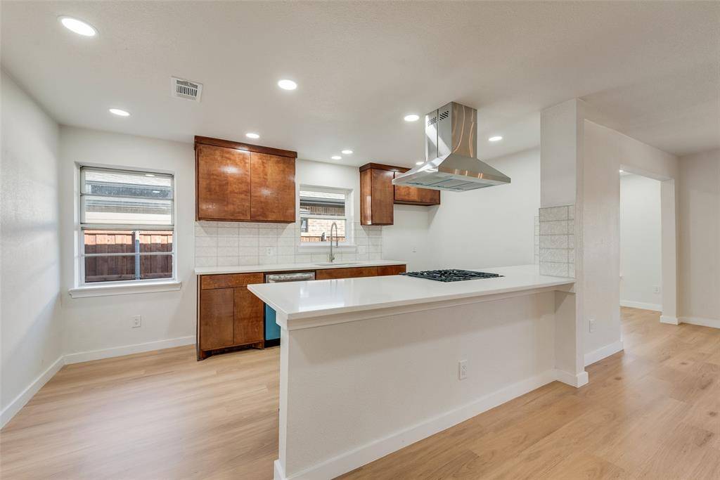 Dallas, TX 75233,3021 El Tovar Avenue