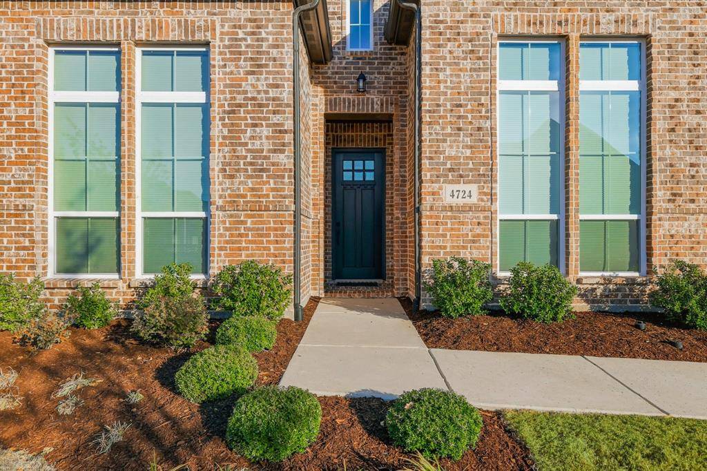 Carrollton, TX 75010,4724 Gentle Glen Drive