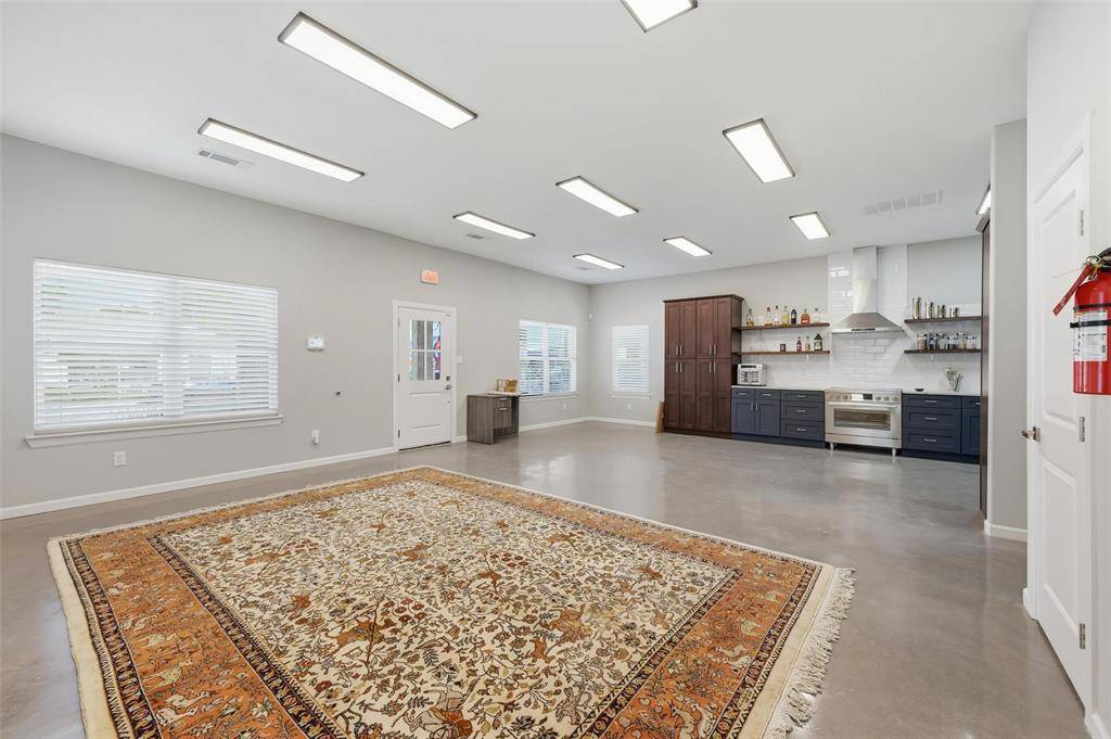 Grand Prairie, TX 75051,529 Austin Street