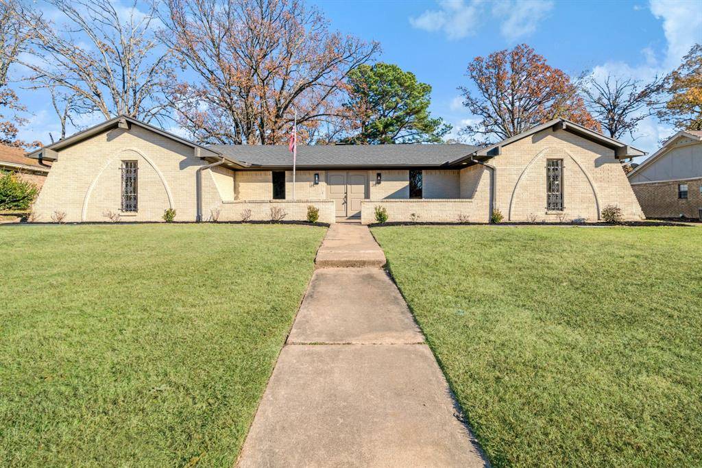 Paris, TX 75462,615 38th Street SE