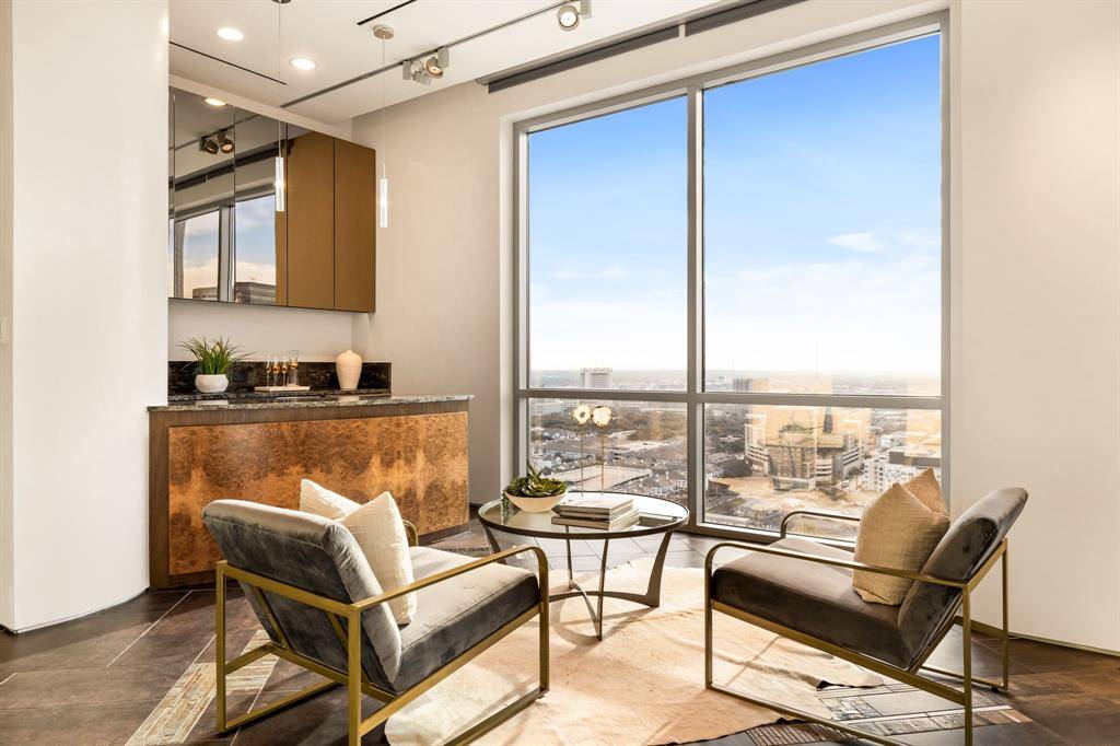 1717 Arts Plaza #2002, Dallas, TX 75201