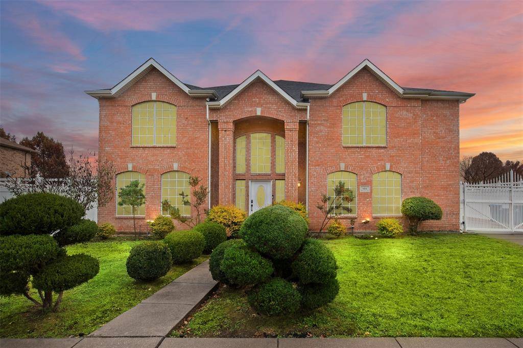 Desoto, TX 75115,808 Sabona Drive