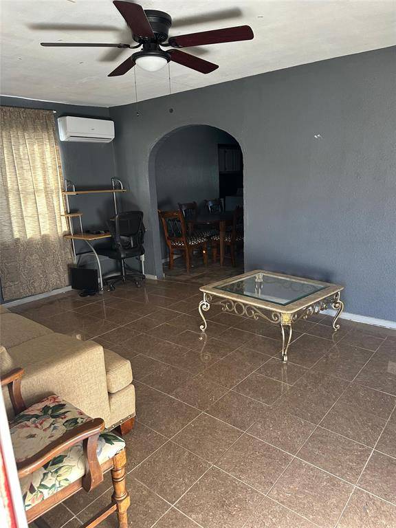 Fort Worth, TX 76104,1117 E Harvey Avenue