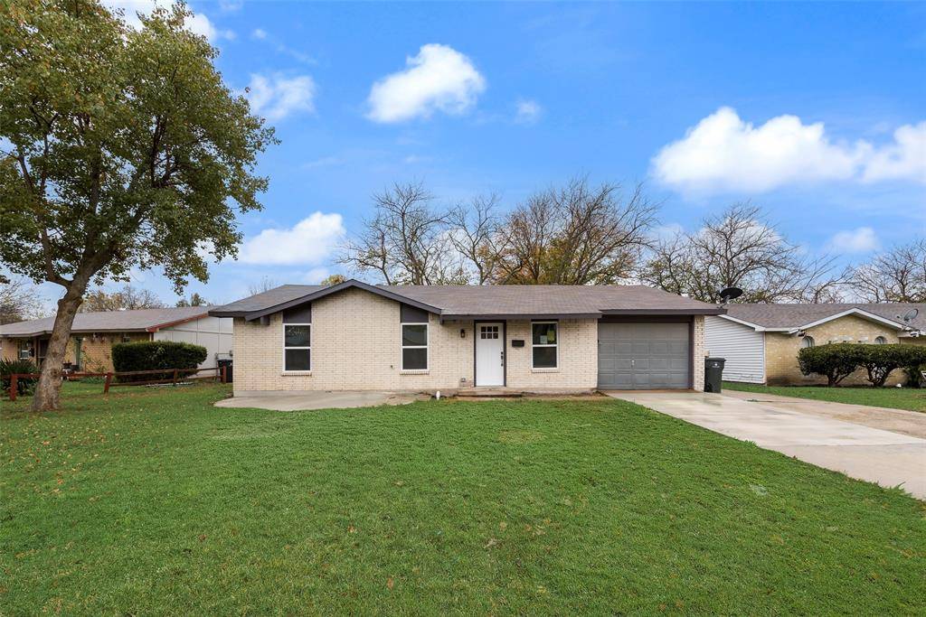 Garland, TX 75043,3853 Commonwealth Drive