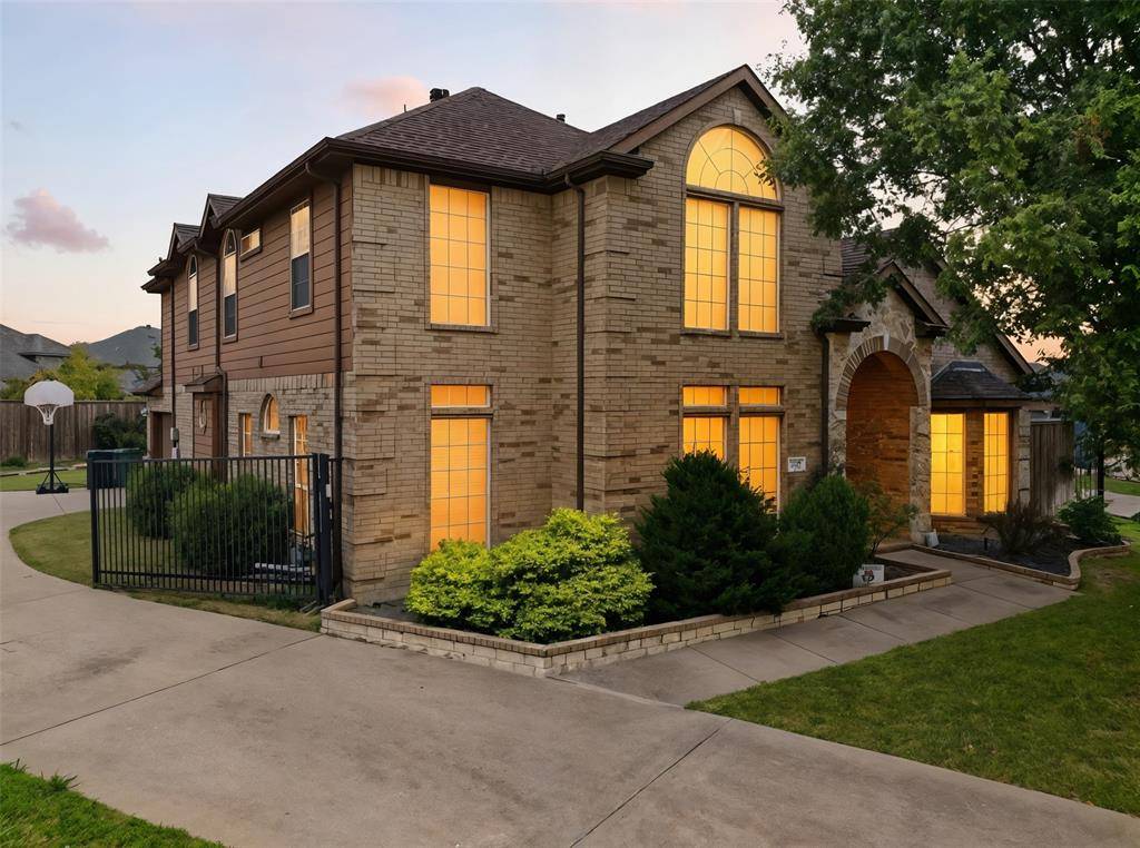 Murphy, TX 75094,607 Hilltop Drive