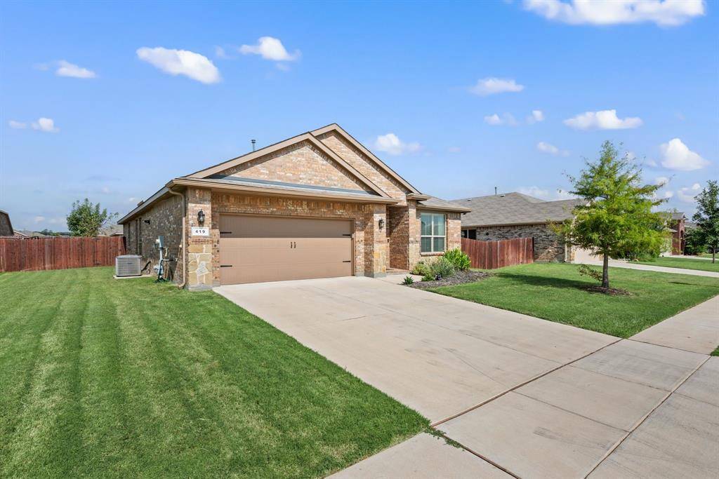Azle, TX 76020,419 Regatta Lane