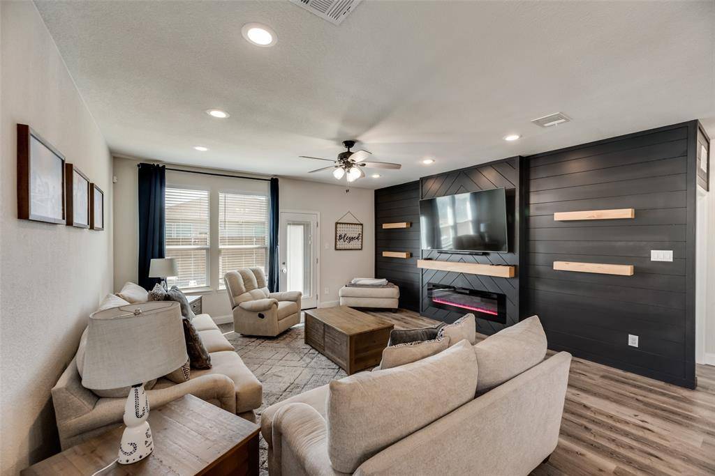 Fort Worth, TX 76131,2340 Parda Alpina Lane