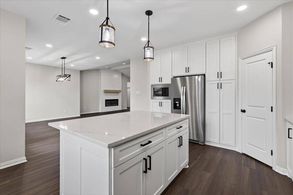 Mabank, TX 75147,117 Bexar Street