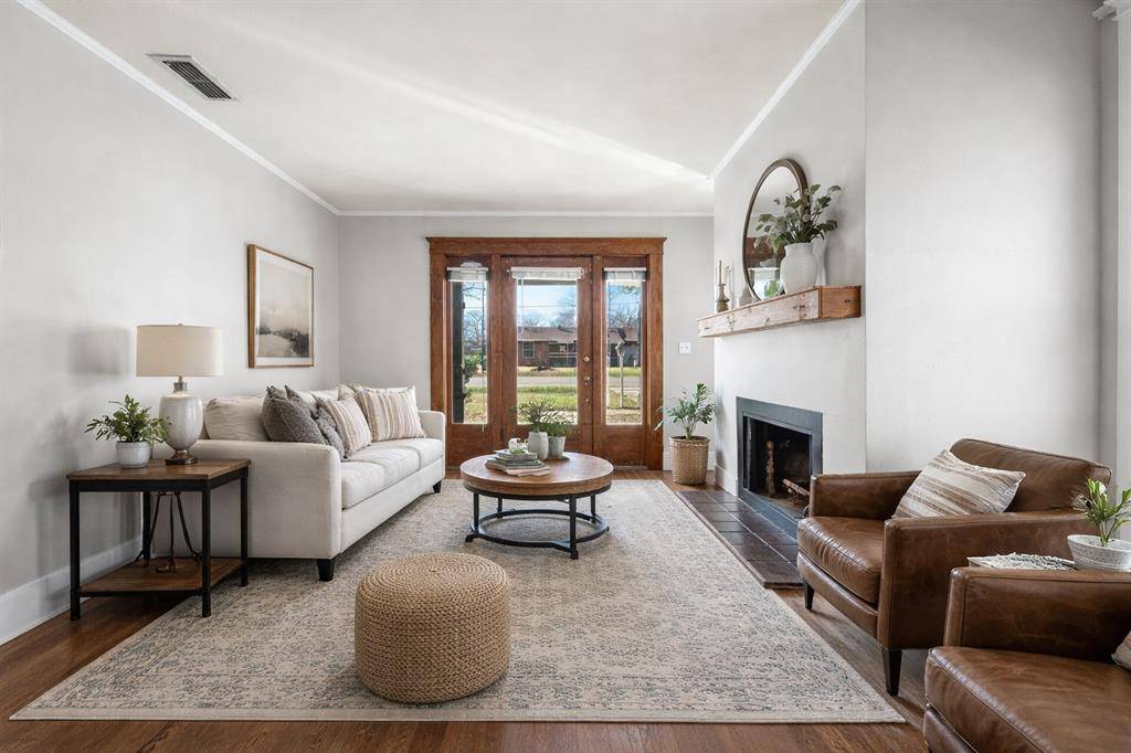 Grand Saline, TX 75140,814 N Spring Street