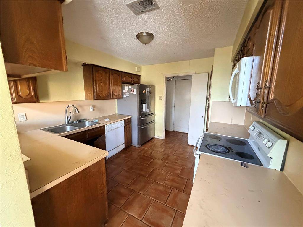 Mesquite, TX 75150,821 Via Madonna