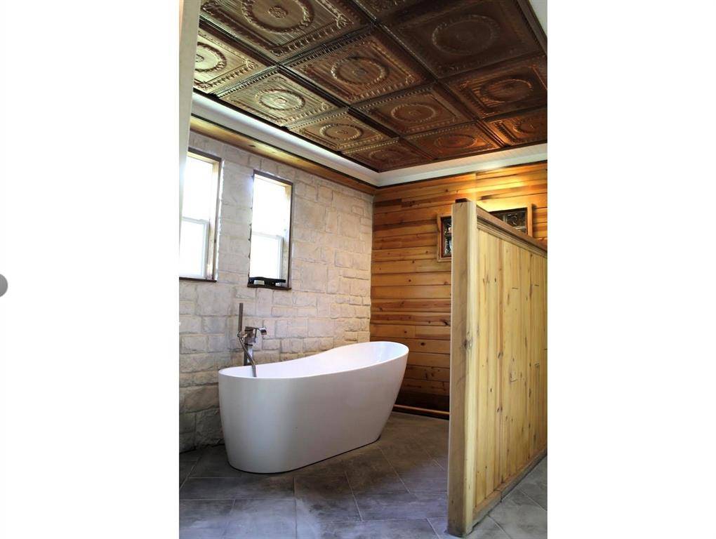 Whitney, TX 76692,120 Poppy Lane