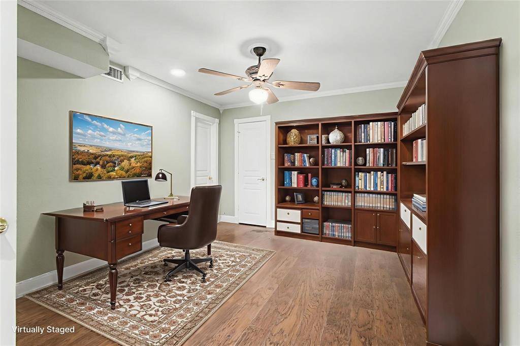 Carrollton, TX 75006,2920 Shady Lake Circle