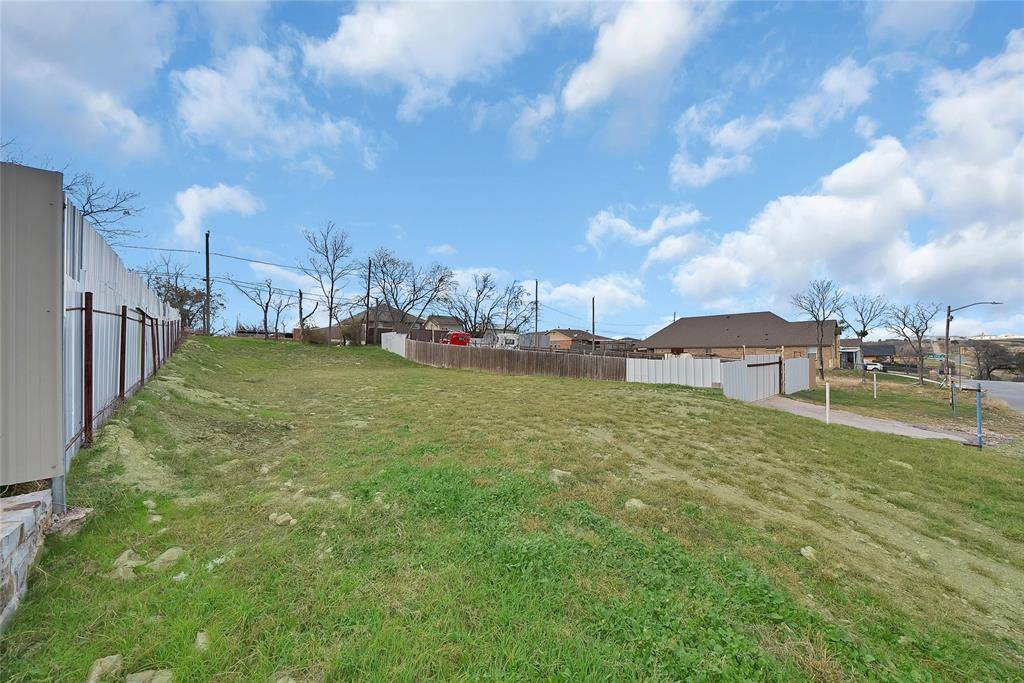 Fort Worth, TX 76106,2909 Pearl Avenue