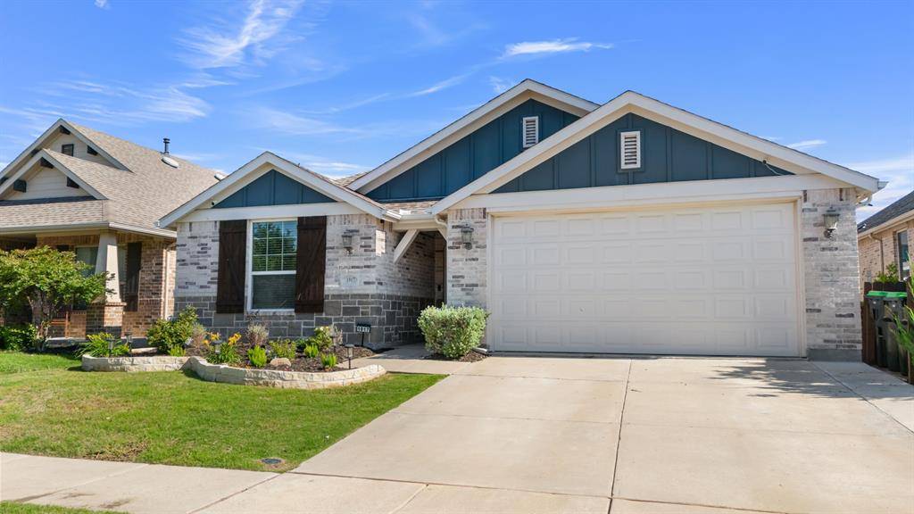 Aubrey, TX 76227,1917 Campground Way