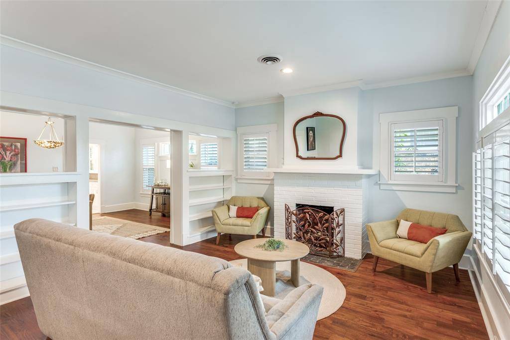 Fort Worth, TX 76107,1204 Virginia Place