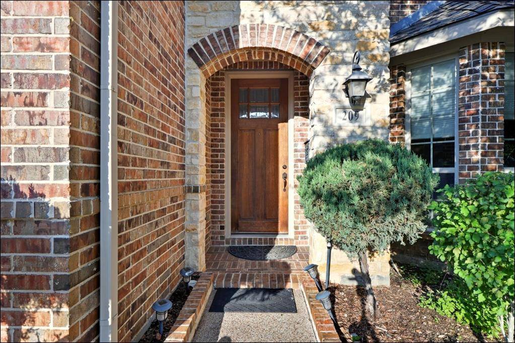 Lewisville, TX 75056,209 Florence Drive