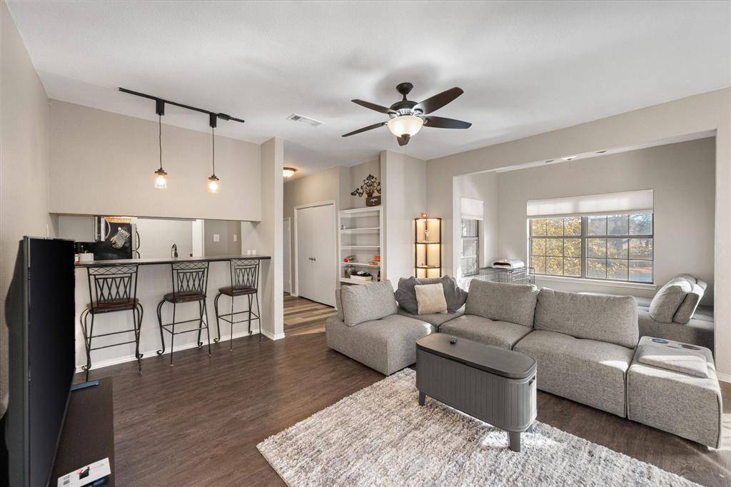 Tool, TX 75143,1933 Island Circle #A201