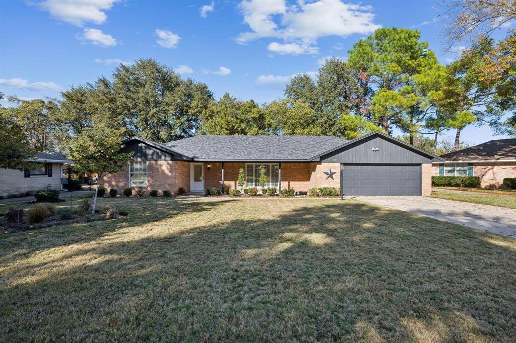 Arlington, TX 76012,1505 Oak Glen Court